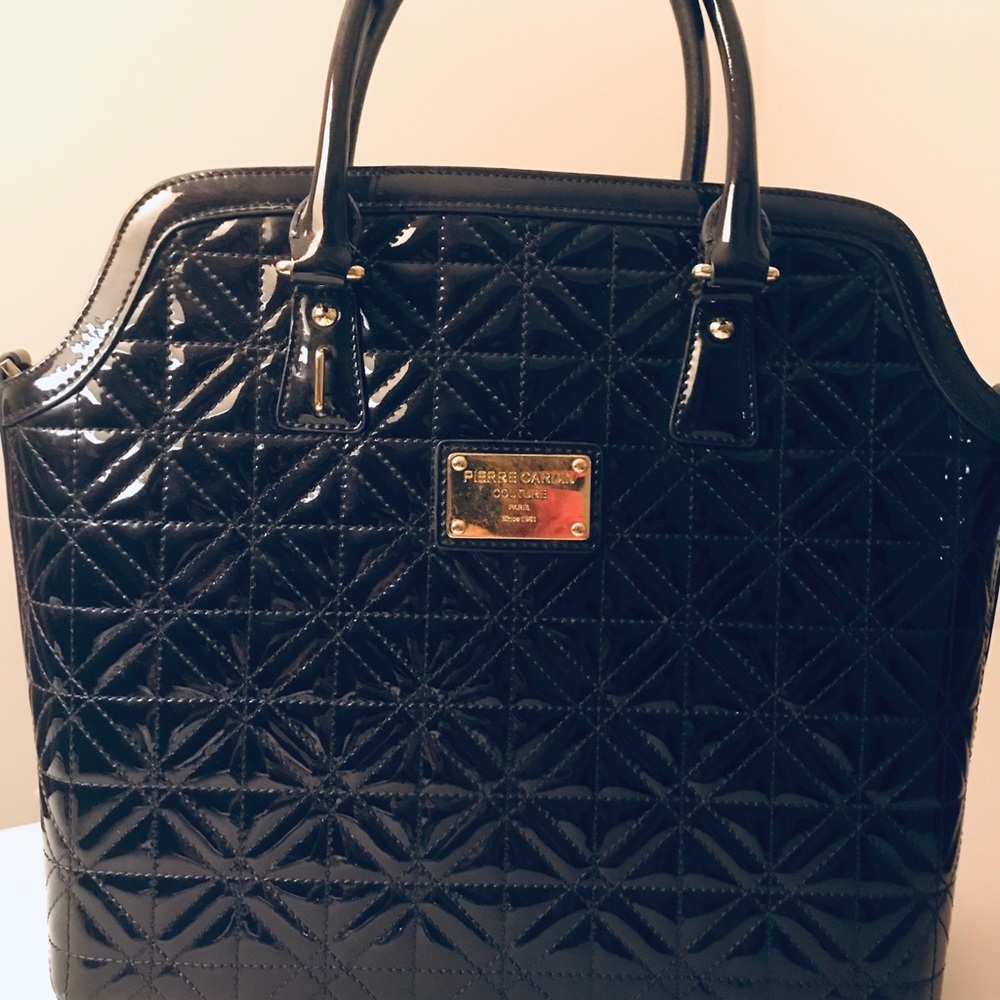 Elegant  leather handbag